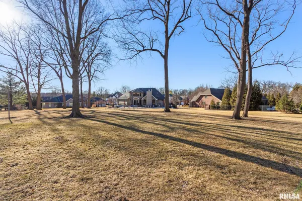 $574,900 | 905 Brookline Drive, Eureka, IL 61530