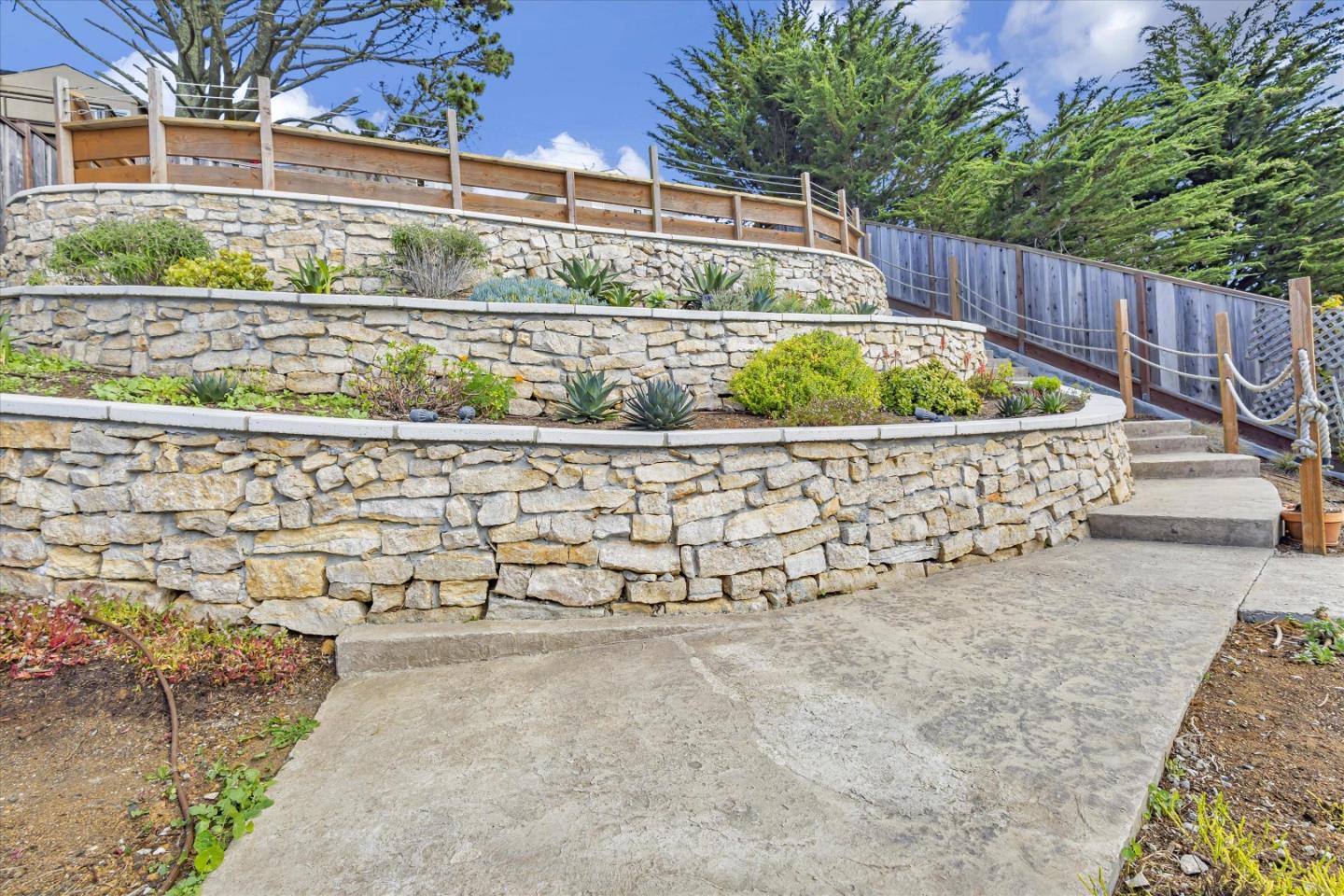 327 Farallon Avenue Pacifica, CA 94044 - Photo 59 of 74 a view of outdoor space and yard