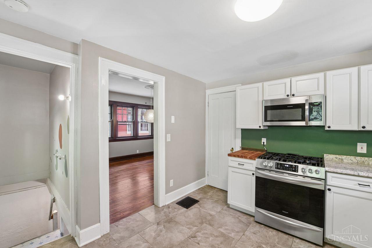 4568 Innes Avenue Cincinnati, OH 45223 - Photo 16 of 40