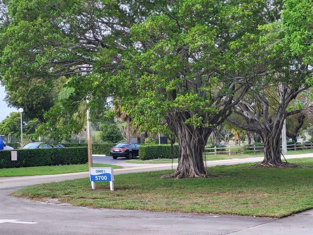 5700 Northwest 2nd Avenue, Unit 605 Boca Raton, FL 33487 - Photo 2 of 21 Photo 2