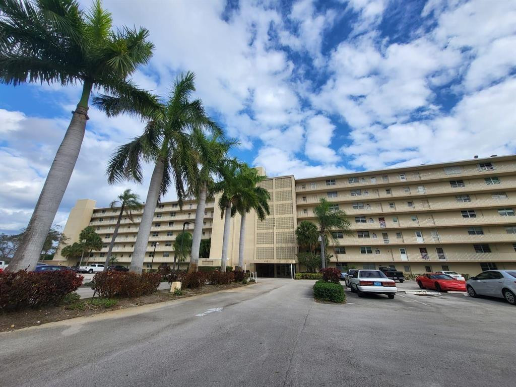 5700 Northwest 2nd Avenue, Unit 605 Boca Raton, FL 33487 - Photo 21 of 21 Photo 22