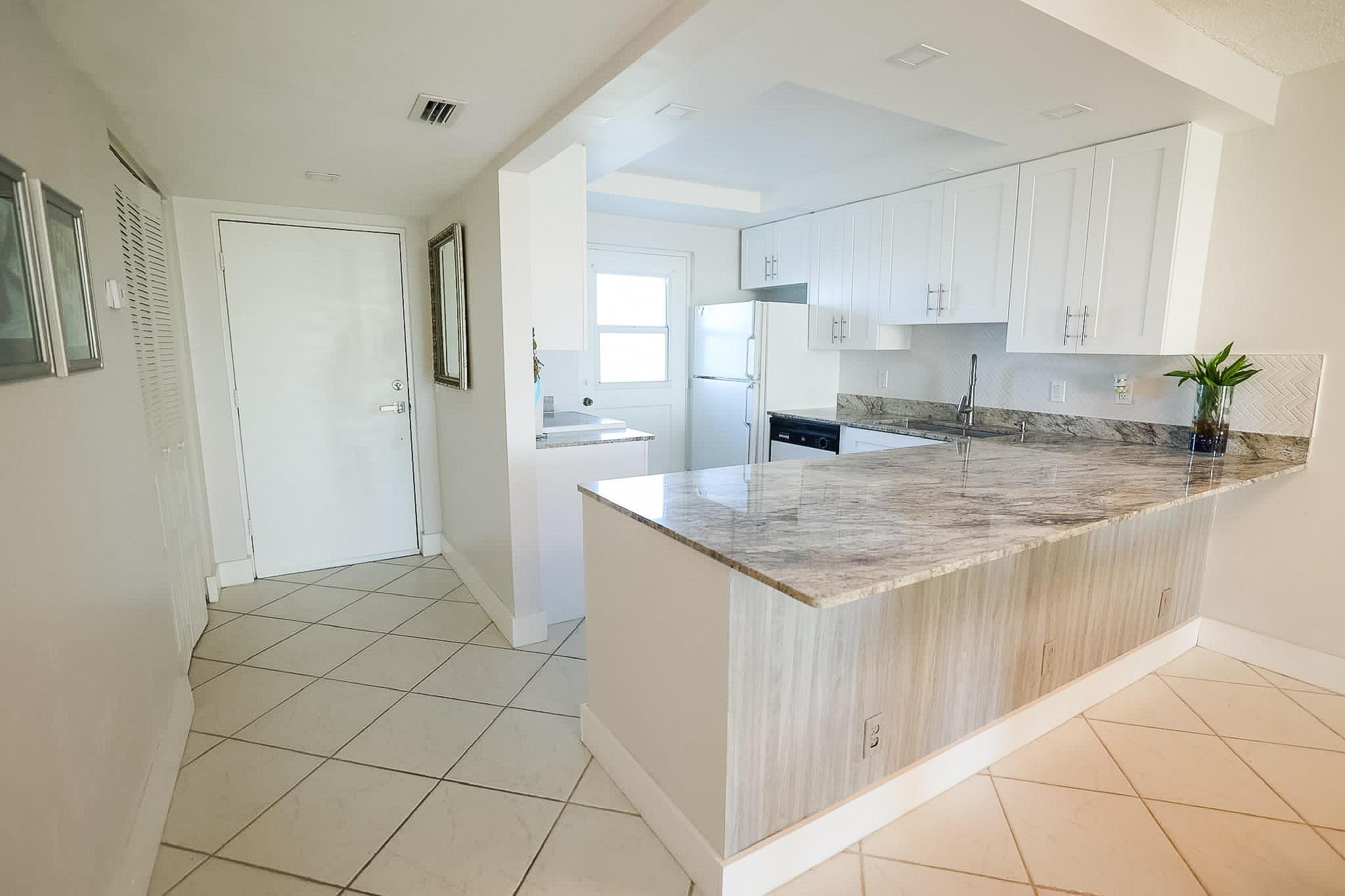 5700 Northwest 2nd Avenue, Unit 605 Boca Raton, FL 33487 - Photo 4 of 21 Photo 4