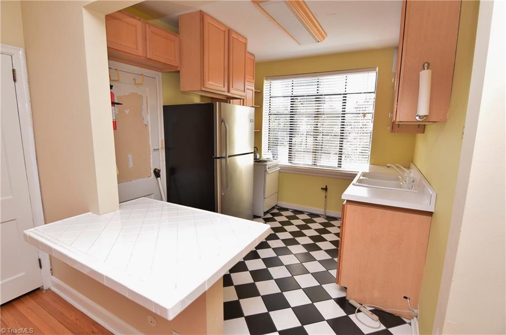 1217 North Main Street, Unit D High Point, NC 27262 - Photo 13 of 30 Gallery Image 13