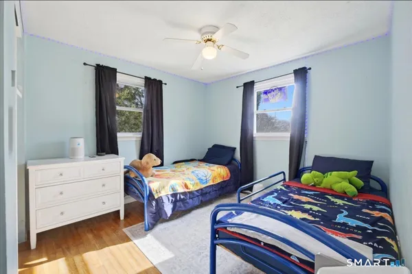 $339,000 | 8 Manor Road, Montville, CT 06370