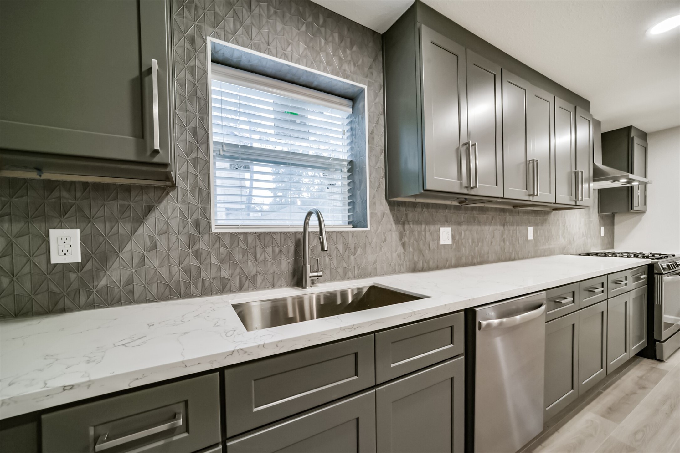15610 Ripplewind Lane Houston, TX 77068 - Photo 14 of 44