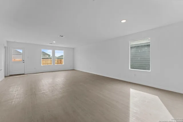 $245,000 | 1835 Nuthatch Ridge, New Braunfels, TX 78130