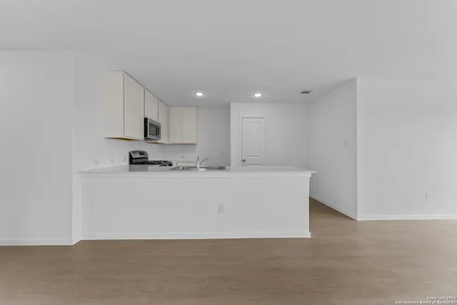 $245,000 | 1835 Nuthatch Ridge, New Braunfels, TX 78130