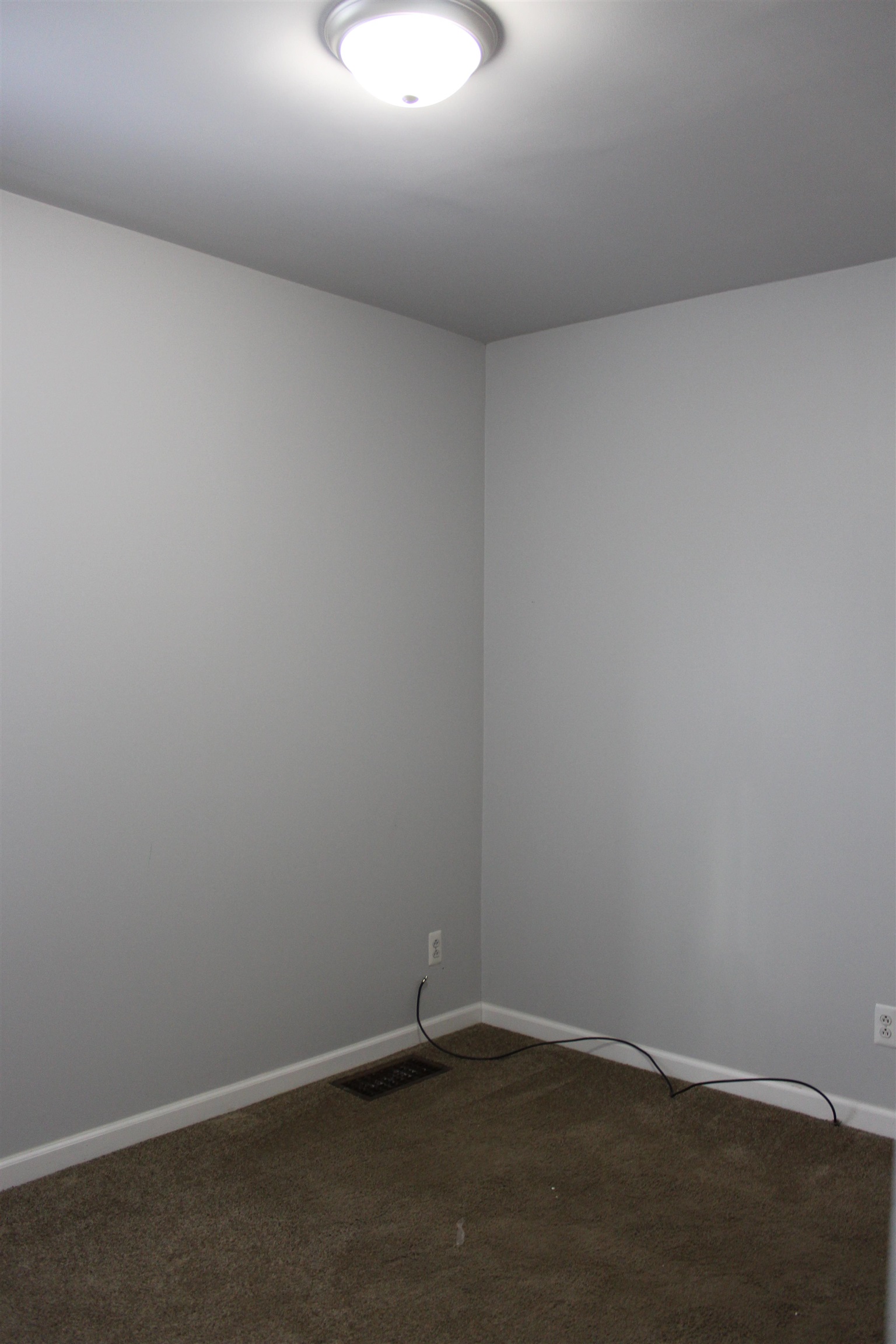 19537 12 Mile Road Roseville, MI 48066 - Photo 5 of 16
