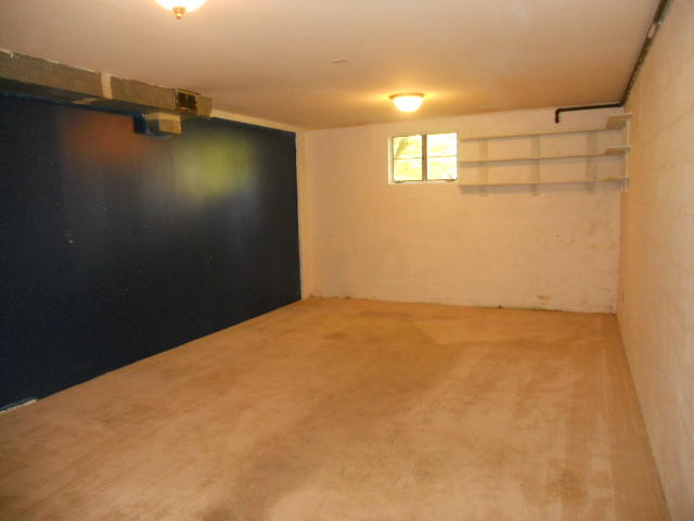 116 Euclid Circle Oak Ridge, TN 37830 - Photo 17 of 26 down - bed 3 (1)