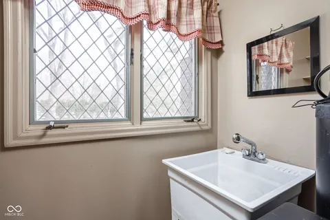 $400,000 | 6134 Hazelwood Avenue, Indianapolis, IN 46228