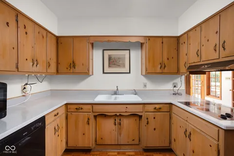 $400,000 | 6134 Hazelwood Avenue, Indianapolis, IN 46228