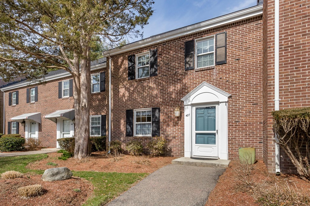 407 Erin Road, Unit 407 Stoughton, MA 02072 - Photo 1 of 24 Gallery Image 1