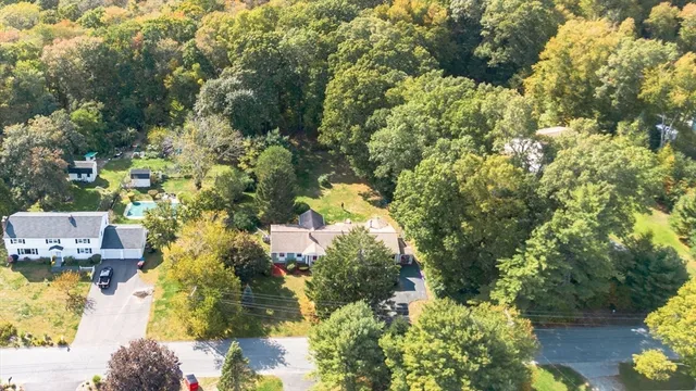 $749,900 | 23 Colonial Way, Rehoboth, MA 02769