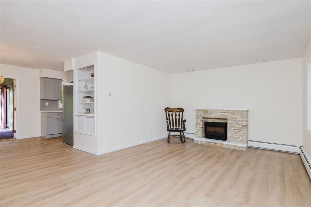 23 Colonial Way Rehoboth, MA 02769 - Photo 9 of 29