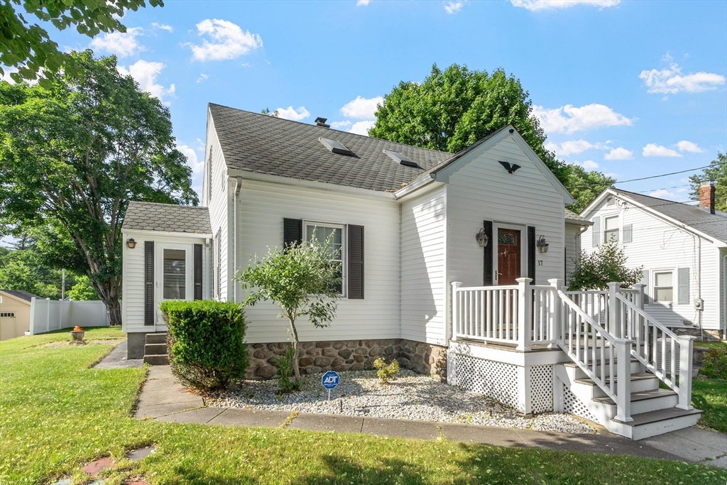 17 Tedesco Road Methuen, MA 01844 - Photo 5 of 31