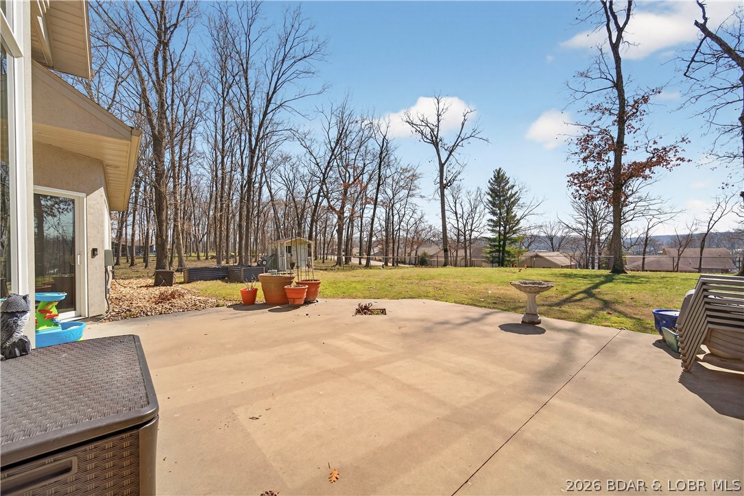 890 Anemone Road Lake Ozark, MO 65049 - Photo 45 of 65 Back Patio
