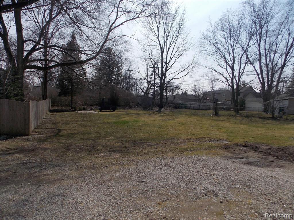 3631 West Auburn Road Rochester Hills, MI 48309 - Photo 5 of 28