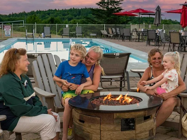 $3,000 | 516 Steele Hill Road, Unit OATING WEEK #1723 & 3744, Sanbornton, NH 03269