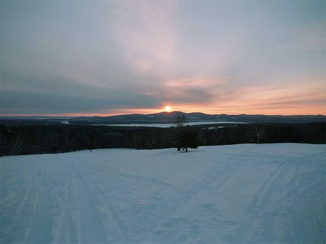 $3,000 | 516 Steele Hill Road, Unit OATING WEEK #1723 & 3744, Sanbornton, NH 03269