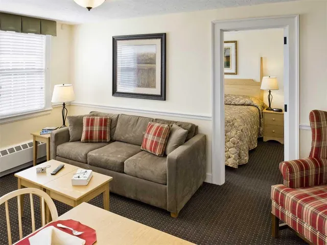 $3,000 | 516 Steele Hill Road, Unit OATING WEEK #1723 & 3744, Sanbornton, NH 03269