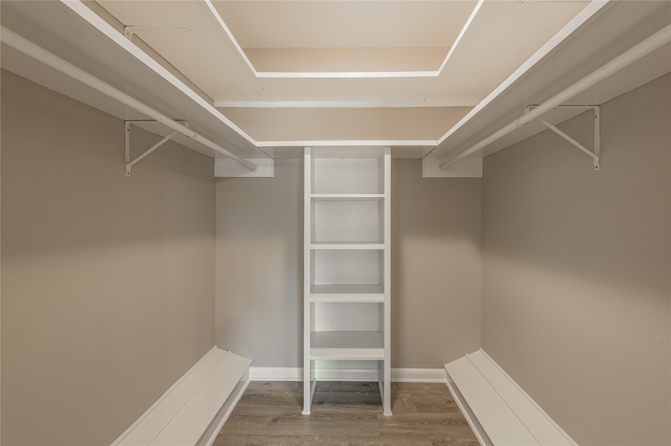 2201 Badger Lane Huntsville, TX 77320 - Photo 26 of 32