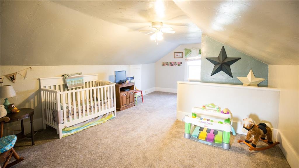 219 East Valcourt Road Grove City, PA 16127 - Photo 18 of 25 Gallery Image 18