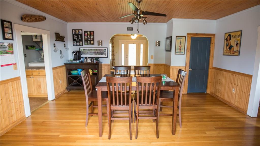 219 East Valcourt Road Grove City, PA 16127 - Photo 10 of 25 Gallery Image 10