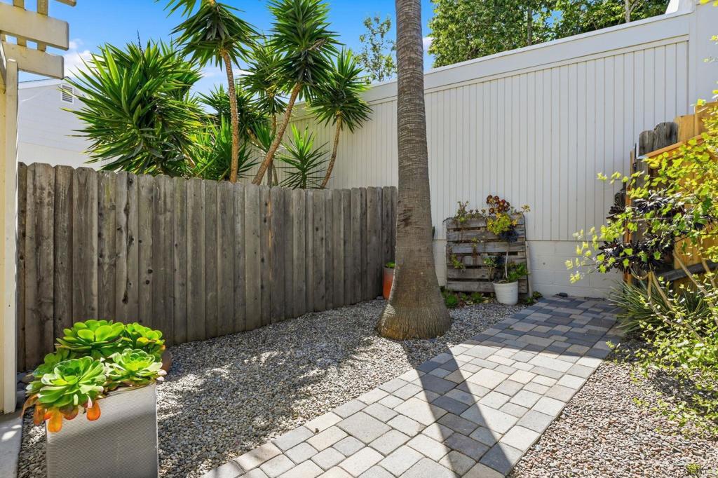 821 Del Mar Downs Road, Unit D Solana Beach, CA 92075 - Photo 23 of 29