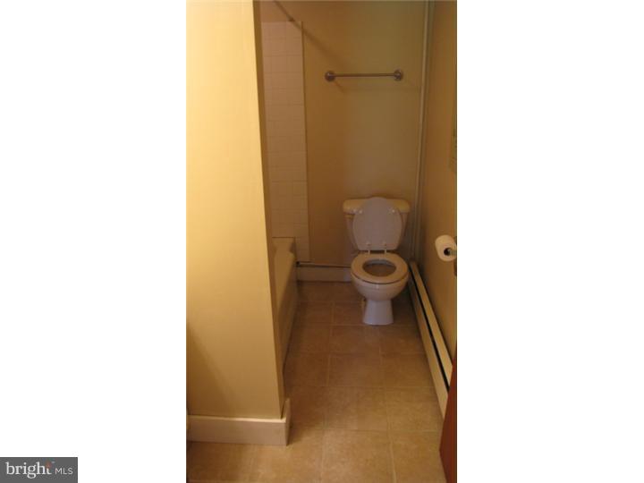 4666 Province Line Road Princeton, NJ 08540 - Photo 9 of 14 Bathroom