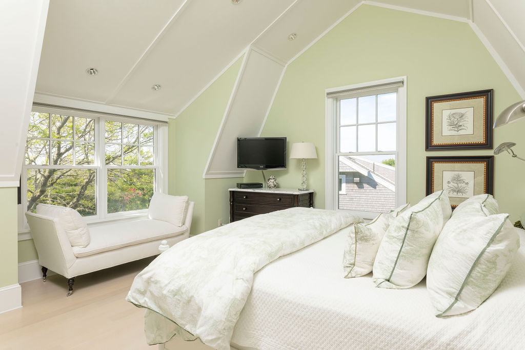 33 Low Beach Road Nantucket, MA 02554 - Photo 25 of 38 Gallery Image 25
