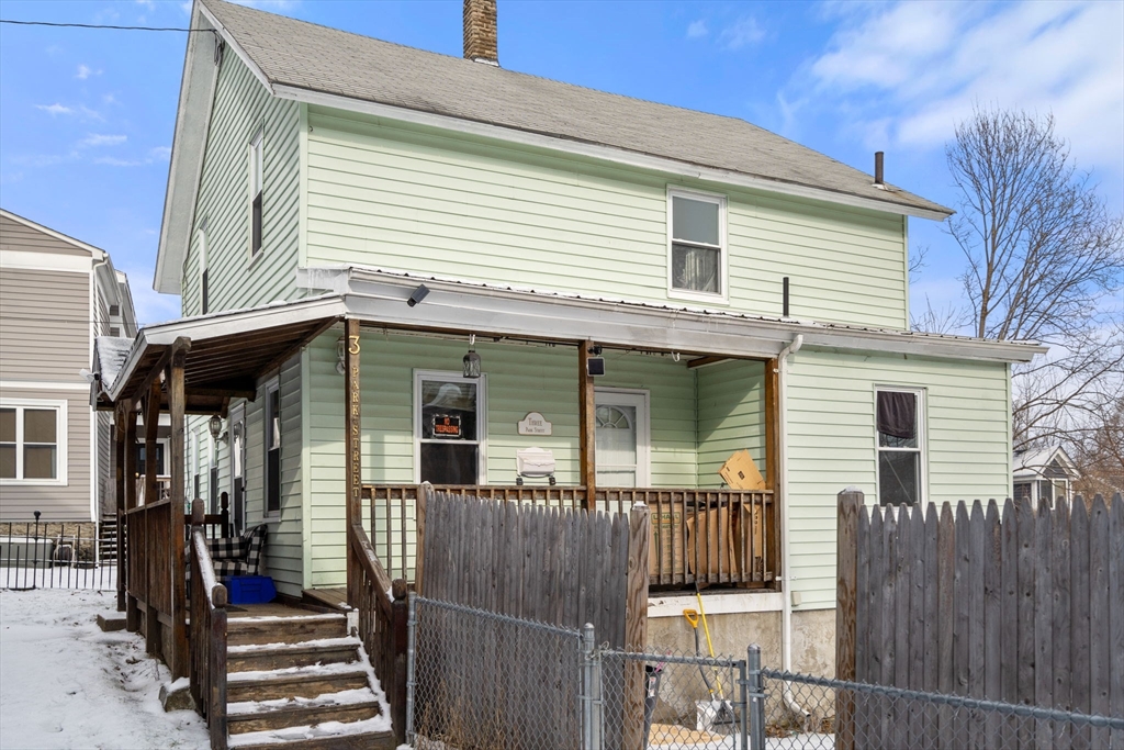 3 Park Street Webster, MA 01570 - Photo 19 of 19 a front view of a house with stairs