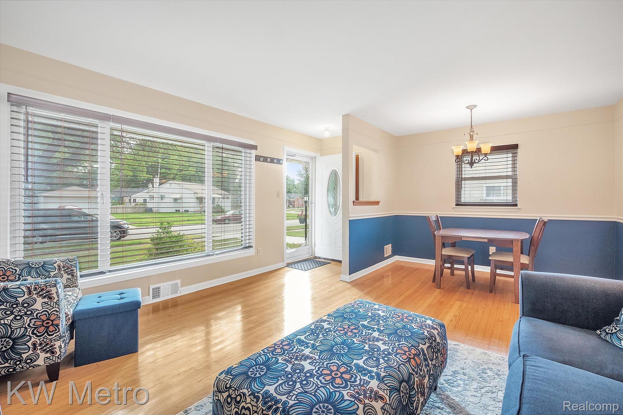 31833 Marblehead Road Farmington, MI 48336 - Photo 7 of 35 Gallery Image 7