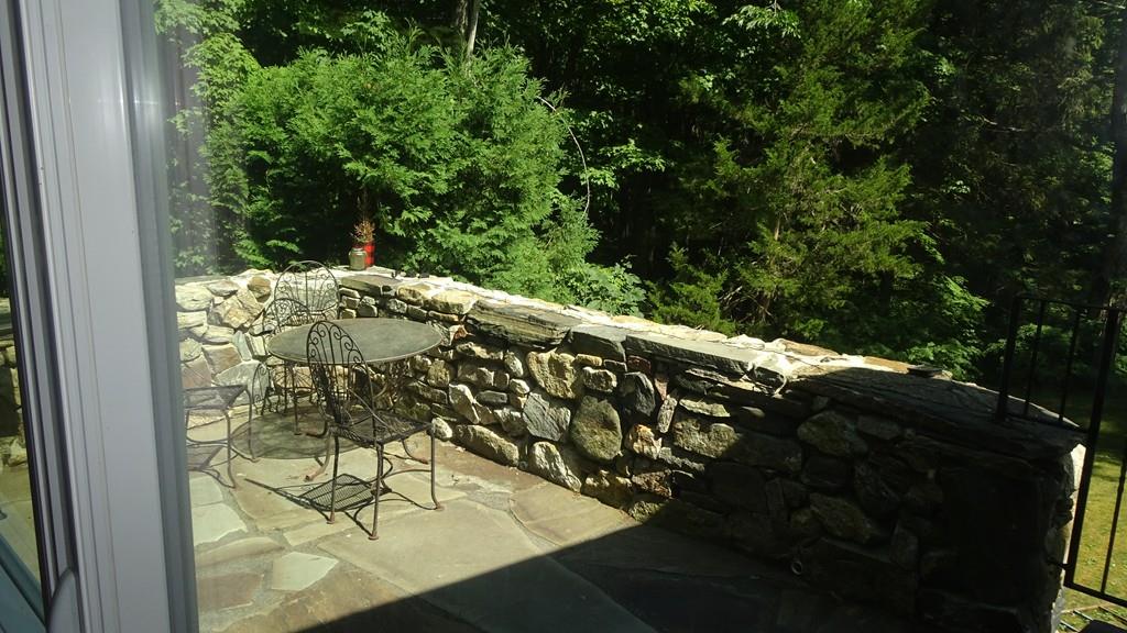 217 W Road Petersham, MA 01366 - Photo 7 of 11