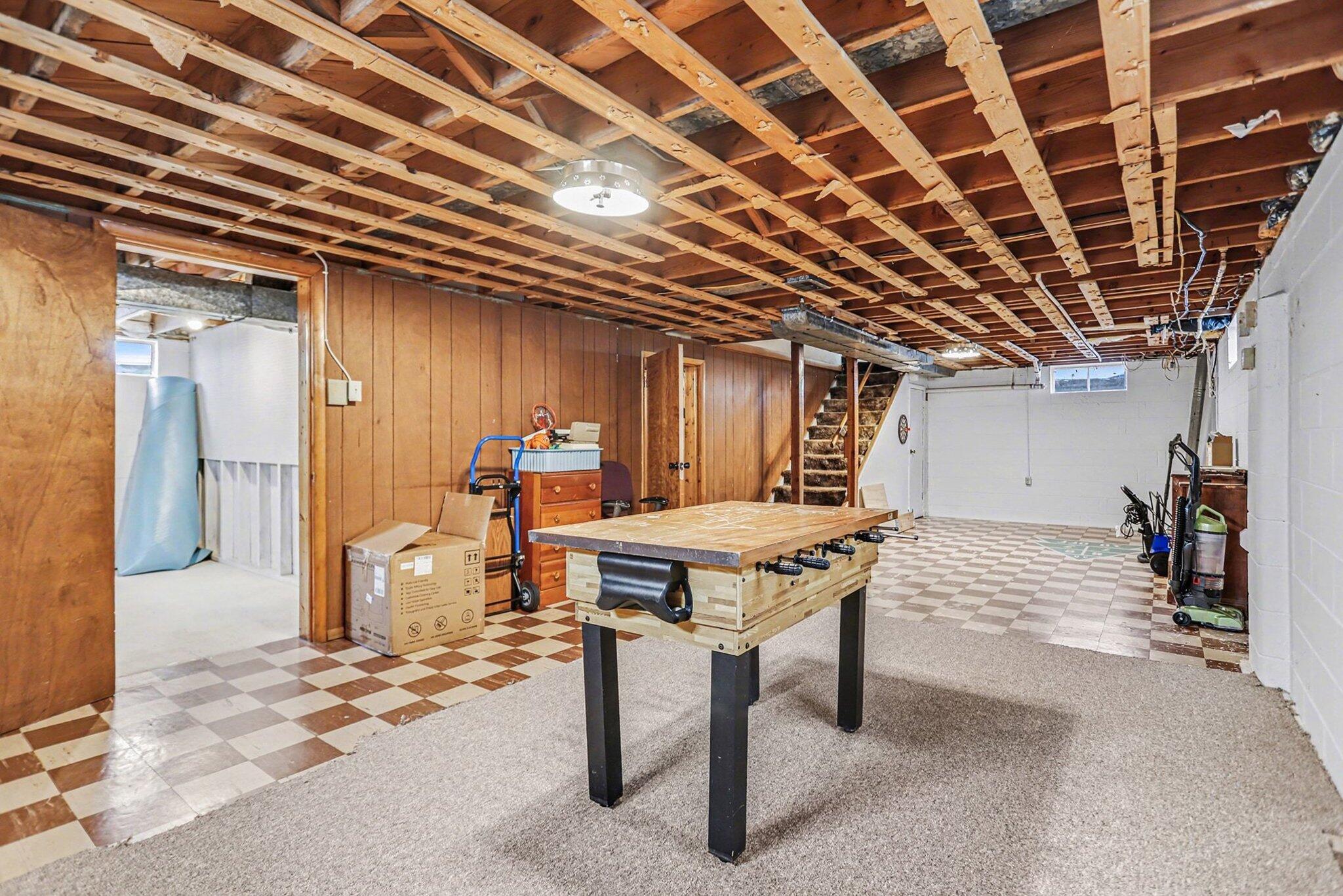 9567 Huntington Road Battle Creek, MI 49017 - Photo 13 of 16 013_file_3551