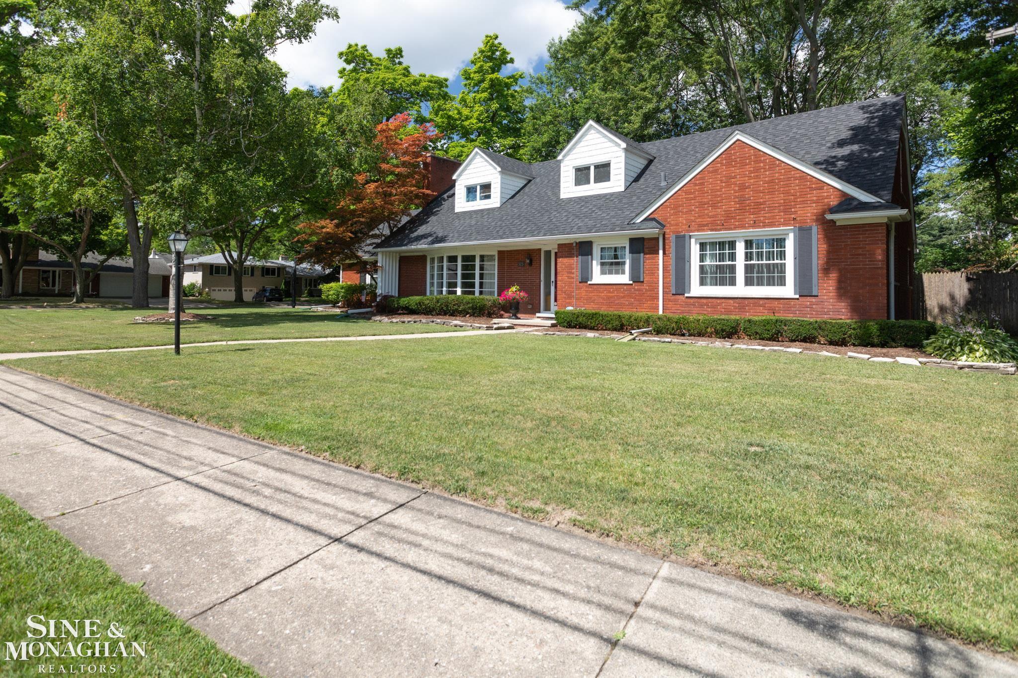505 Thorntree Road Grosse Pointe, MI 48236 - Photo 41 of 42 50088821-40.JPG