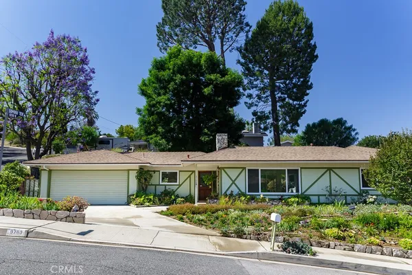 $1,239,000 | 9780 Sombra Terrace, Shadow Hills, CA 91040