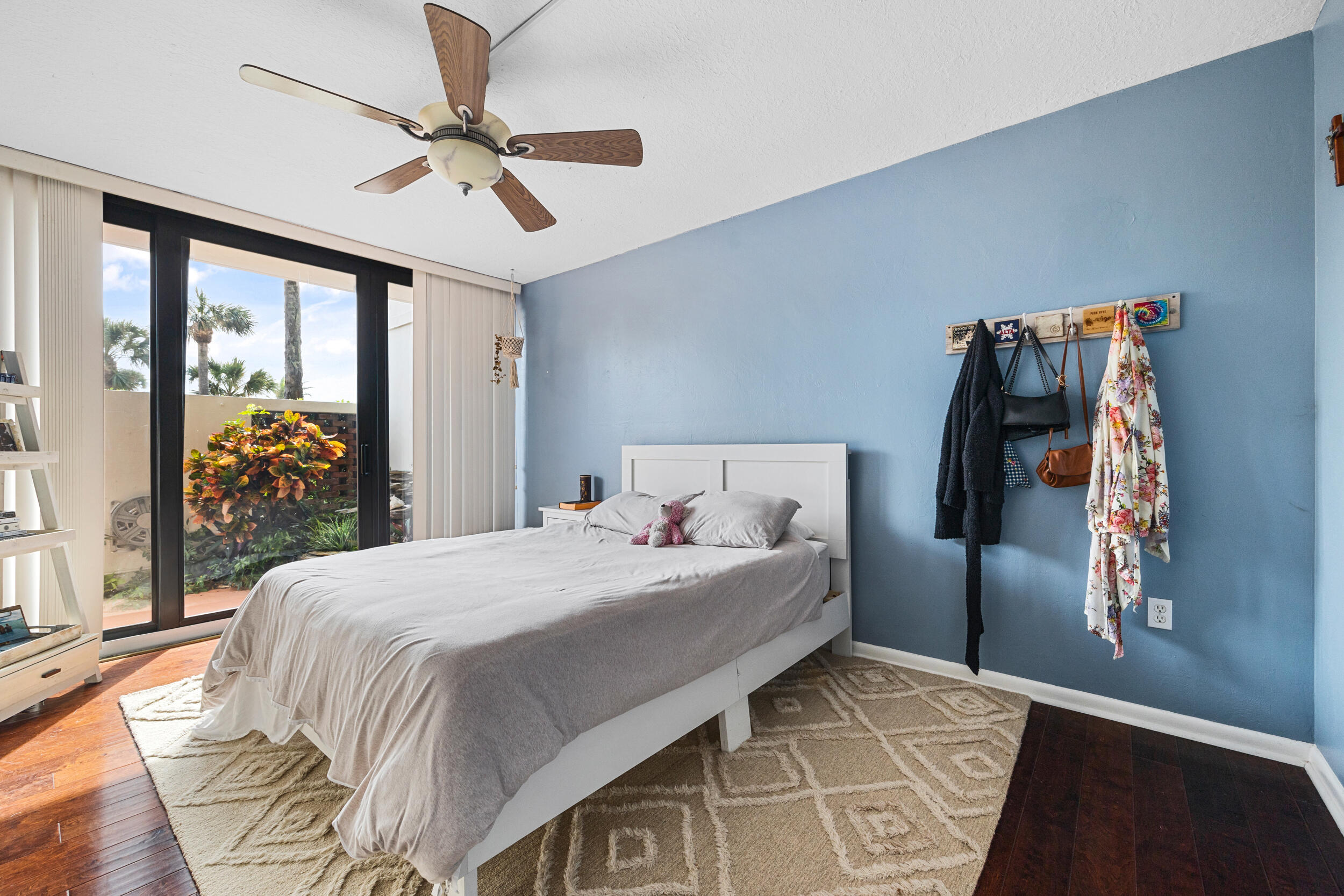 225 South Beach Road, Unit 102 Tequesta, FL 33469 - Photo 9 of 34 0s9a9241