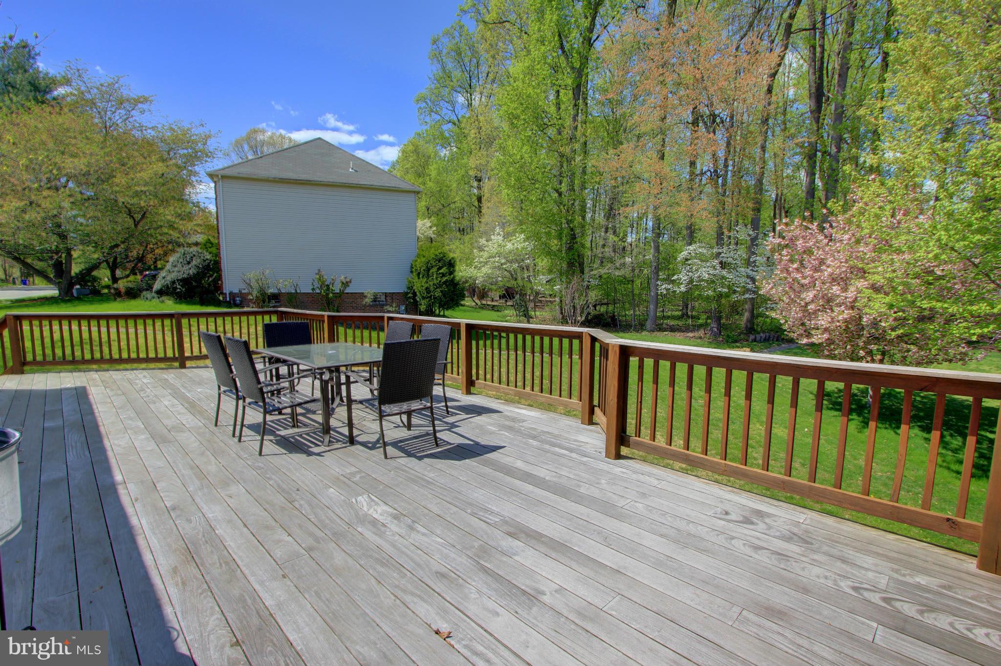 7100 Rivers Edge Road Columbia, MD 21044 - Photo 28 of 30 Exterior (Rear)