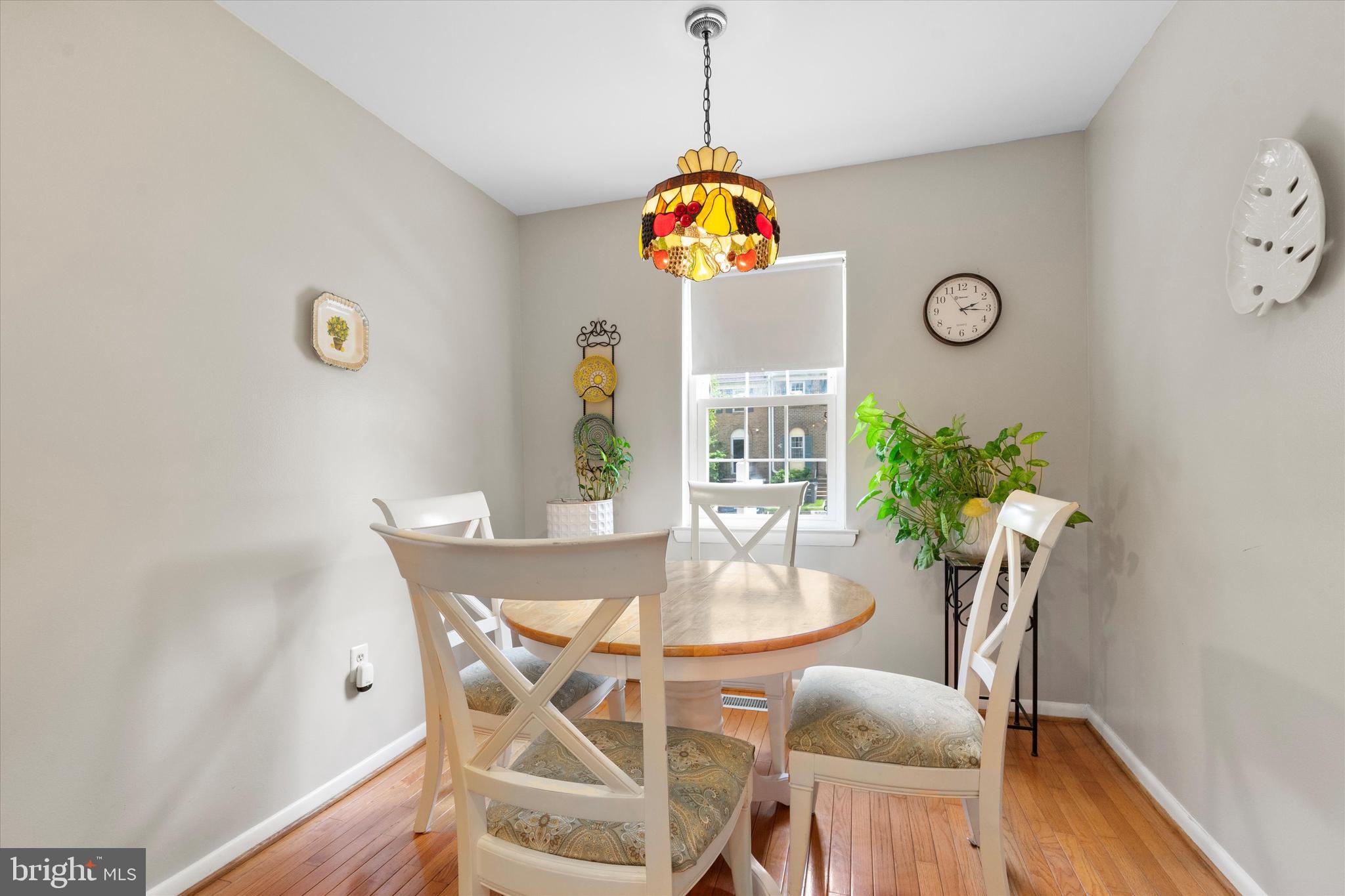 5504 Winford Court Fairfax, VA 22032 - Photo 12 of 61 a view of a dining room with furniture and wooden floor