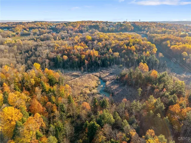 $349,900 | 5691 Ike Dixon Road, Camillus, NY 13031