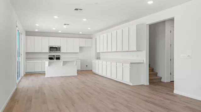 $739,990 | 508 Grazing Rnch Court, Roseville, CA 95747