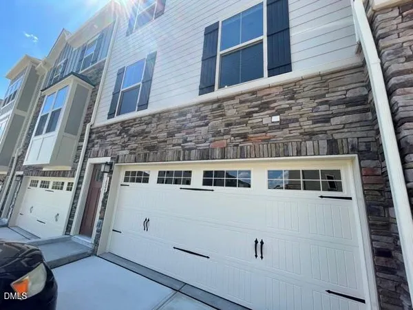 $2,300 | 1004 Channing Park Circle, Cary, NC 27519