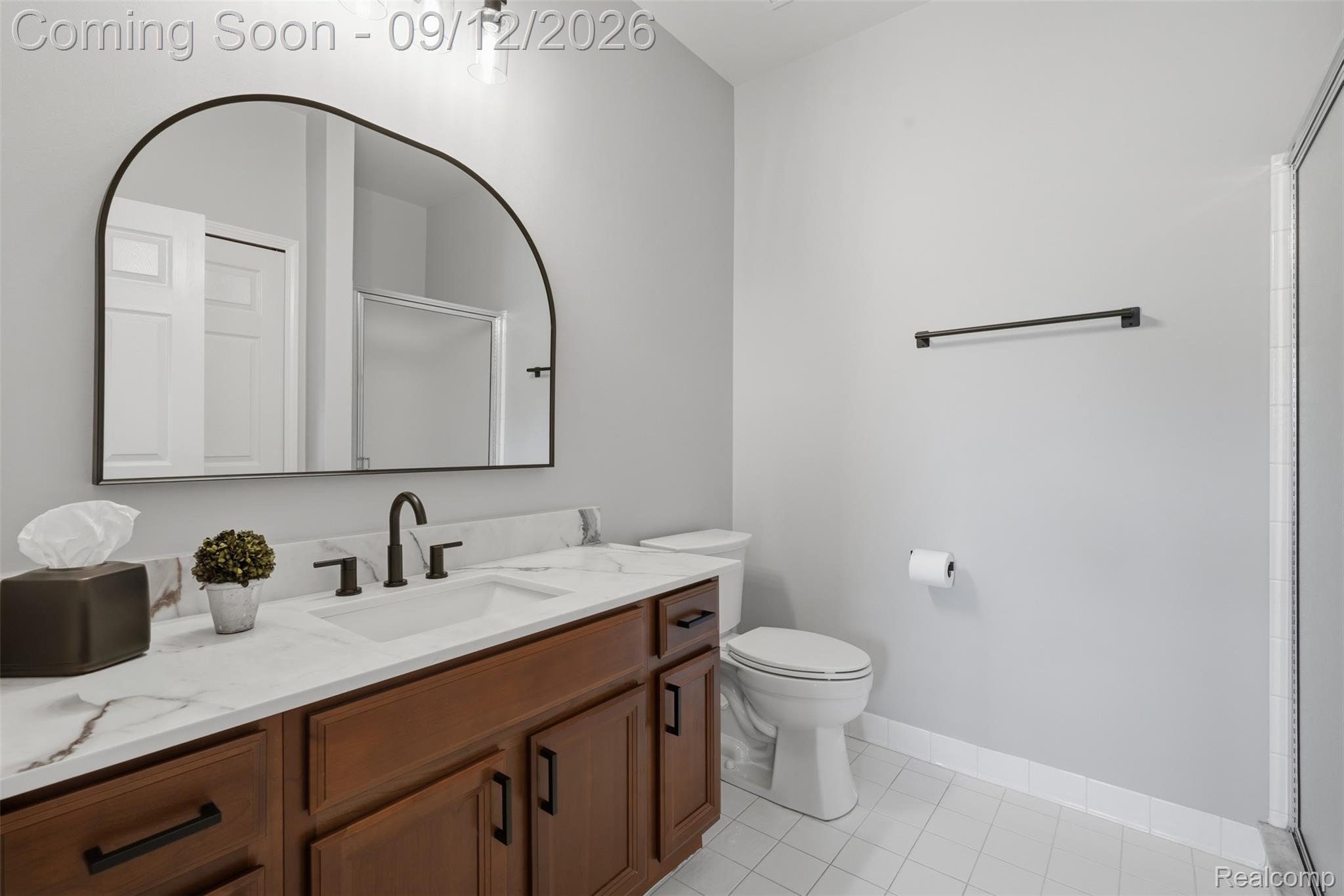 646 West Bluff Court Rochester, MI 48306 - Photo 24 of 40 646 w bluff ct-24.jpg