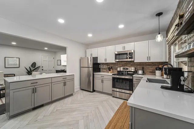 $3,800 | 5050 Pittman Street, North Charleston, SC 29405