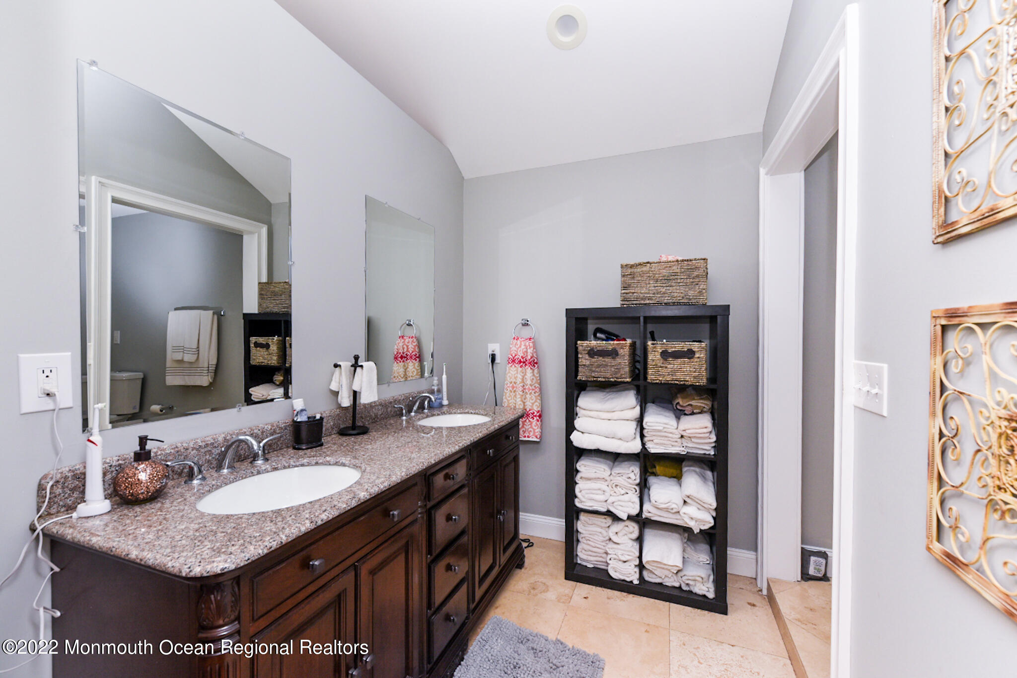 3 Fabio Court Neptune Township, NJ 07753 - Photo 29 of 35 Full Bathroom