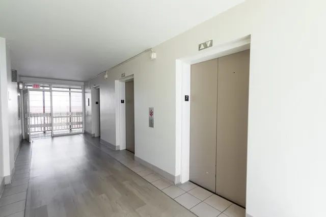 a view of a shop with an outdoor