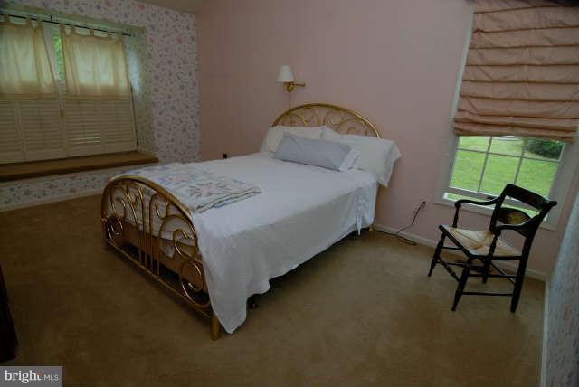 9226 Ispahan Loop Laurel, MD 20708 - Photo 14 of 29 Bedroom Master