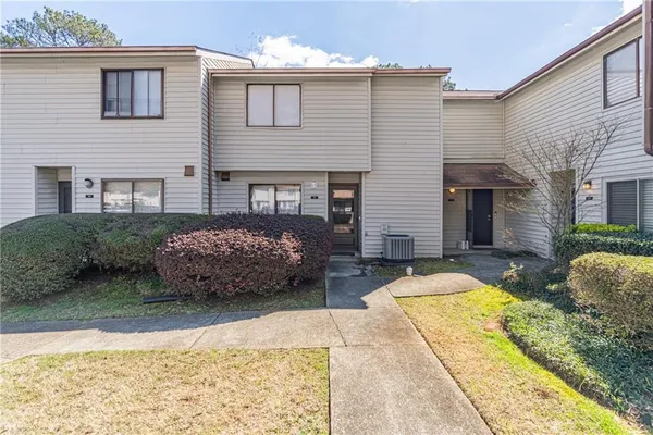 $219,900 | 1012 Country Court, Lawrenceville, GA 30044