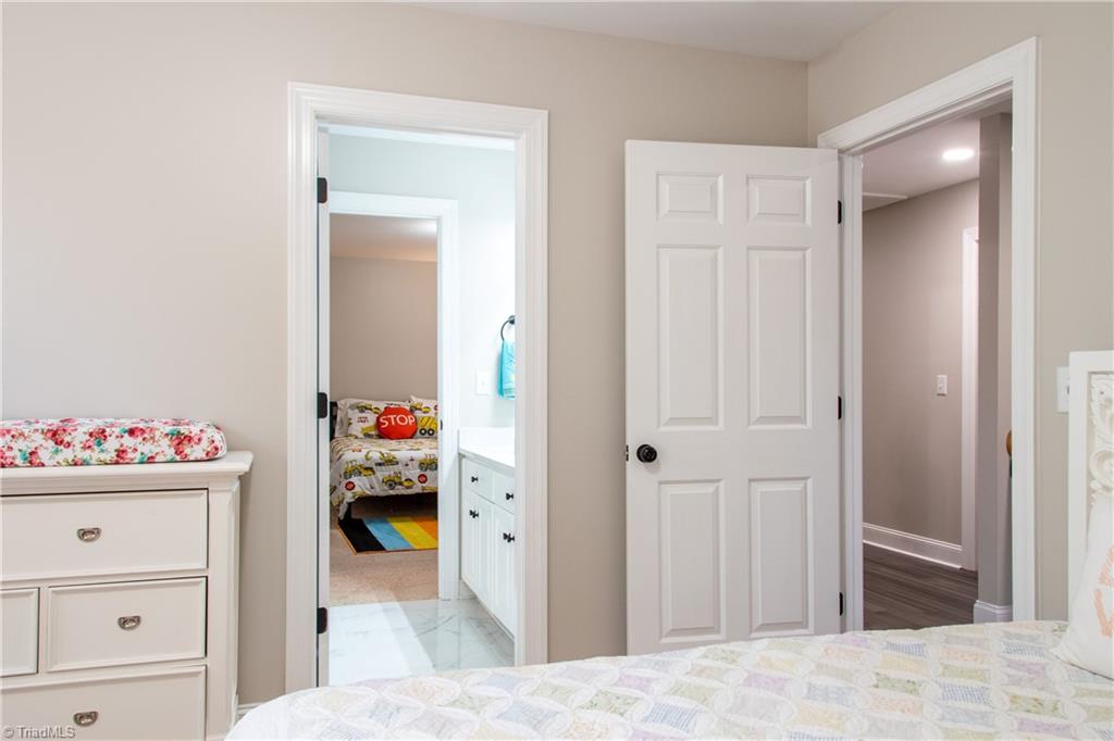 4330 Greenbrier Farm Road Winston-Salem, NC 27106 - Photo 34 of 36