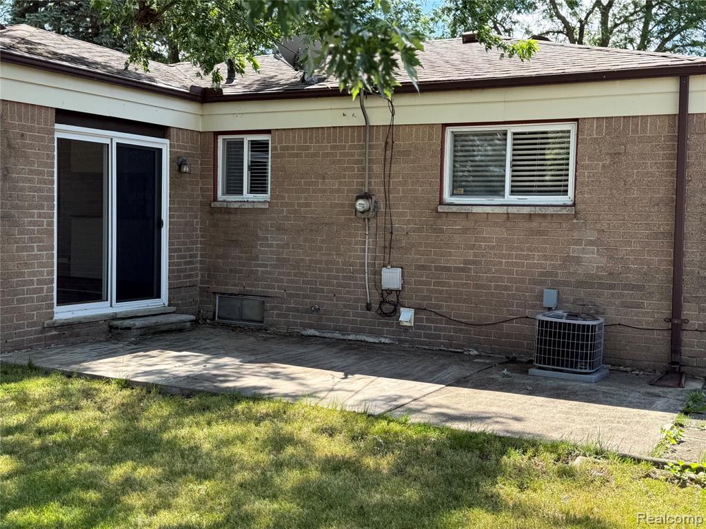 32246 Oakview Drive Warren, MI 48092 - Photo 20 of 22